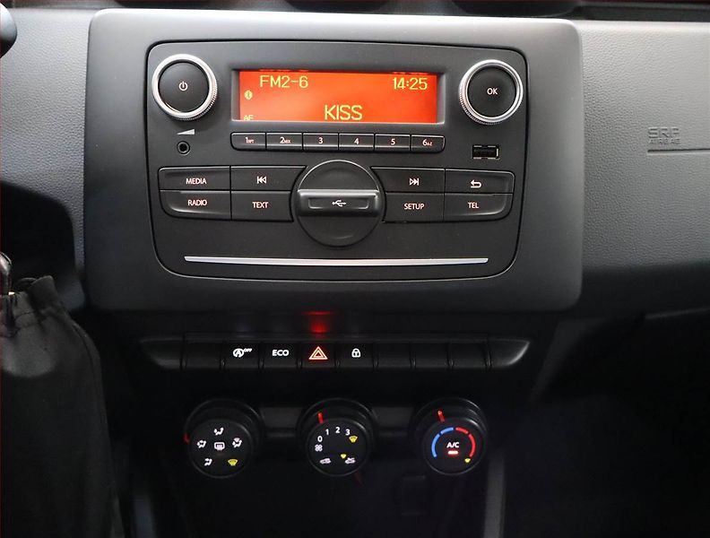Dacia Duster (2018) 1.6 SCe, ČR,1.maj, Tempomat - fotka 12 z 17