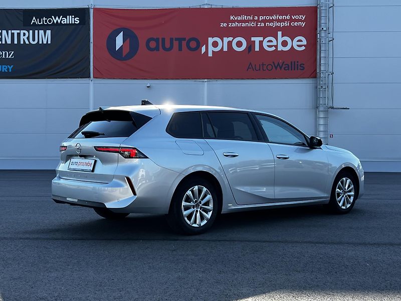 Opel Astra 1.5CDTi 96kW EAT8 1.Maj DPH - fotka 4 z 24