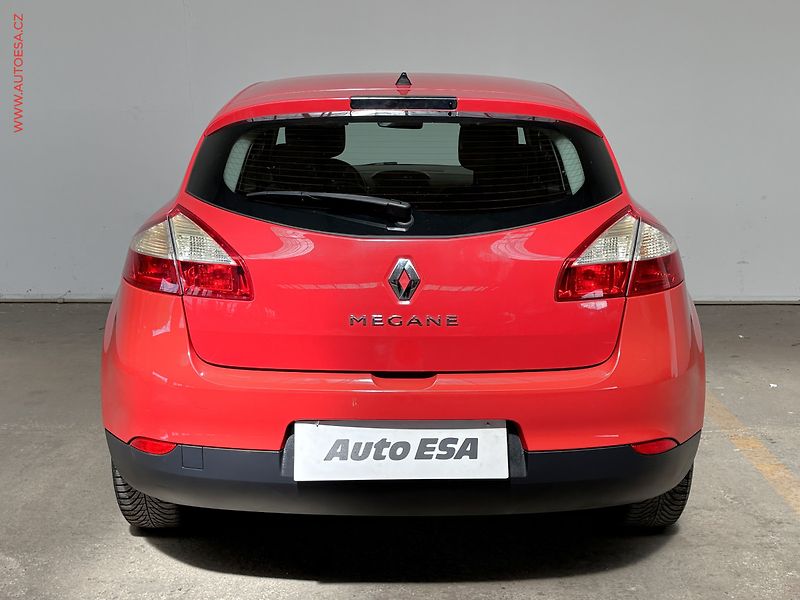 Renault Mégane (2011) 1.6 16V, Authentique, AC - fotka 5 z 13