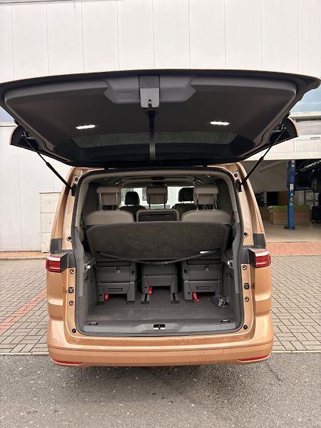 Volkswagen Multivan (2024) - fotka 6 z 32