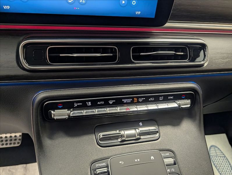 Mercedes-Benz Třídy V V300 XL  AMG AVANTGARDE 4 MATI - fotka 18 z 31