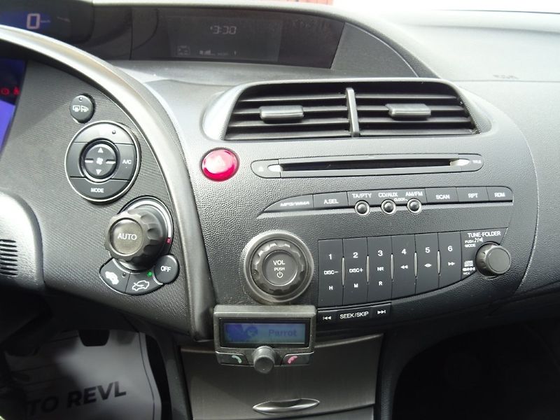 Honda Civic (2010) 1.4i,73kW,NovéČR,klima - fotka 14 z 21