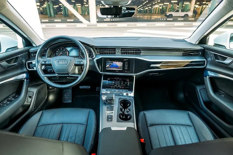 Audi A6 (2021) Moderní Audi A6 45 TFSI - fotka 5 z 7