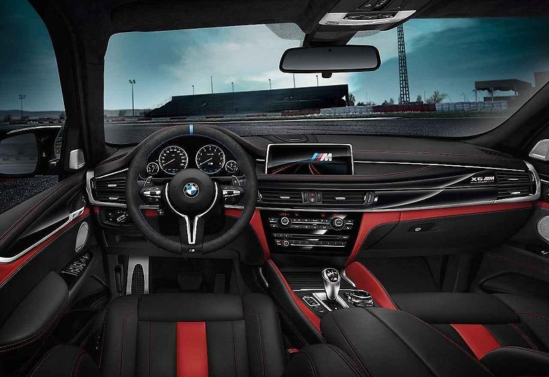 BMW X5 M a X6 M v edici Black Fire.