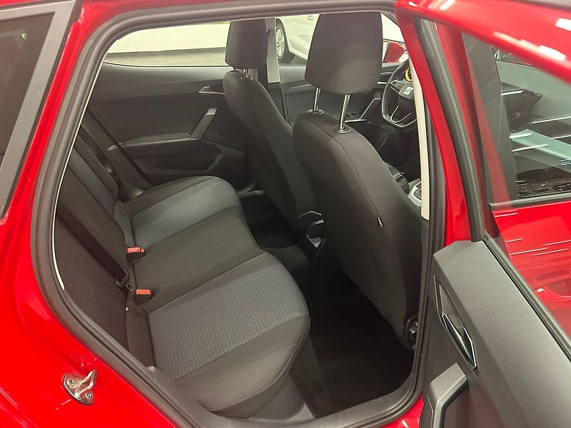 Seat Arona (2022) 1.0 TGI MAN Style 2020 | Záruk - fotka 17 z 45