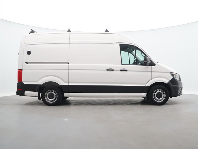 Volkswagen Crafter 2,0 TDI 130kW CZ Dílna DPH - fotka 8 z 36