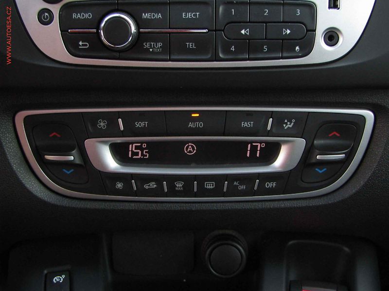 Renault Mégane (2012) 1.6 dCi 7míst, STK5/28 - fotka 17 z 21