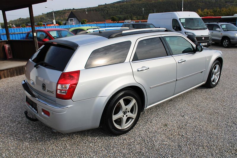 Chrysler 300C (2009) 3.0CRD KŮŽE XENON KLIMA ALU - fotka 7 z 17