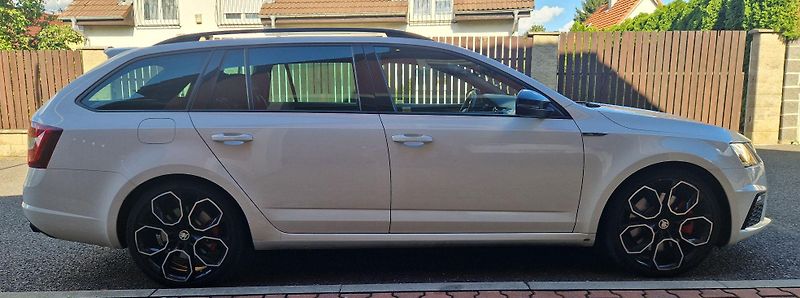 Škoda Octavia (2018) 2.0 TSI RS DSG 245 - fotka 7 z 47