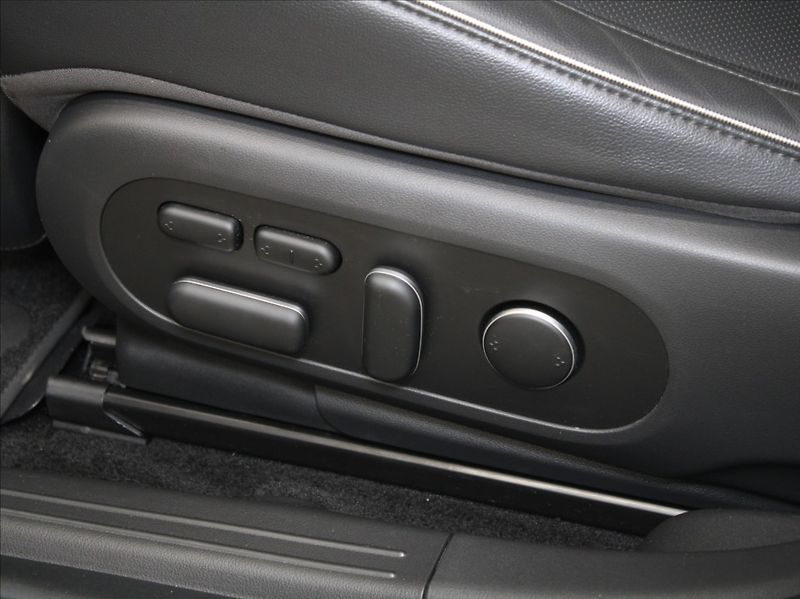 Hyundai Ioniq 5 0,1 77kWh Style Premium TAŽNÉ - fotka 25 z 29