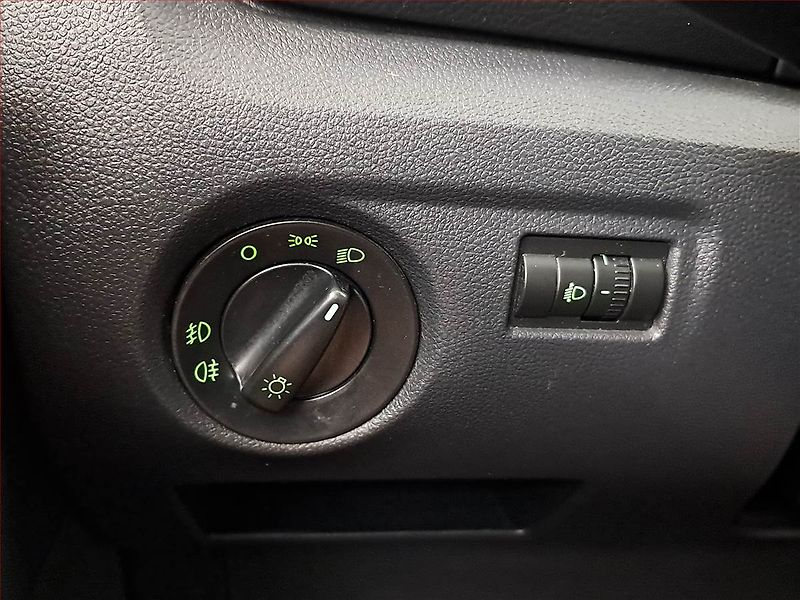 Škoda Fabia (2011) 1.2 TSI, nová STK - fotka 17 z 18