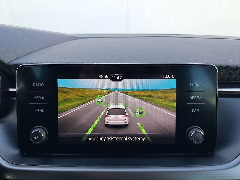 Škoda Scala (2021) STYLE 1.5 TSI / 110 kW M6 - fotka 10 z 26
