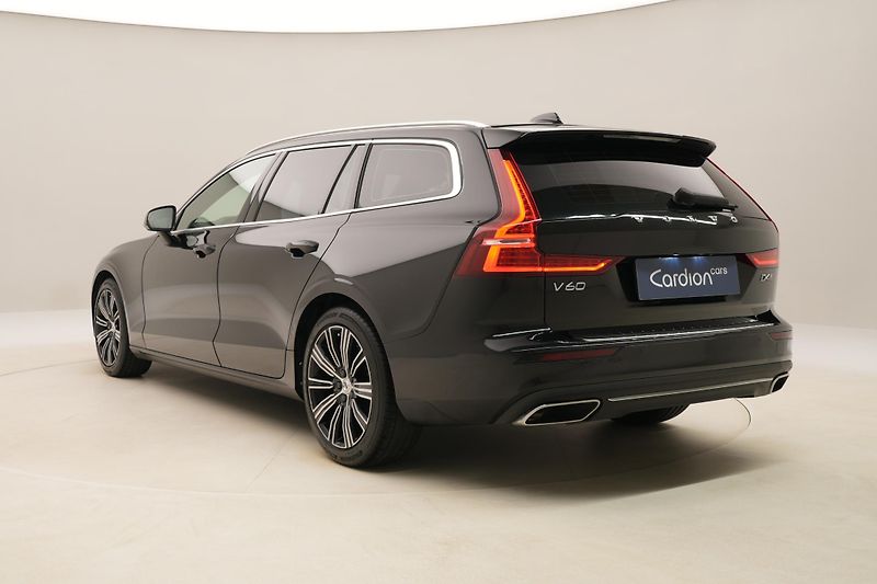 Volvo V60 D4 AWD INSCRIPTION REZERVACE - fotka 10 z 46