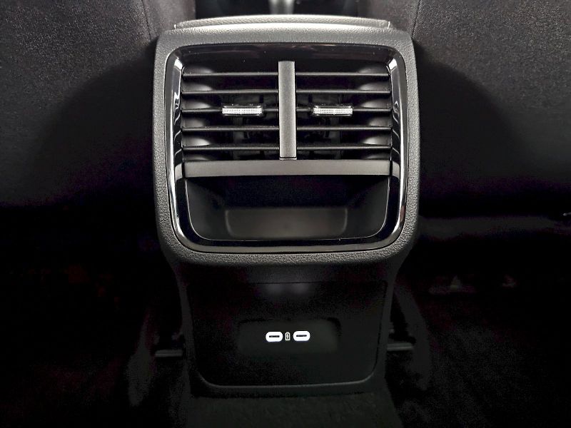 Škoda Octavia (2024) COMBI 1.5TSi 85kW ESSENCE - fotka 32 z 35