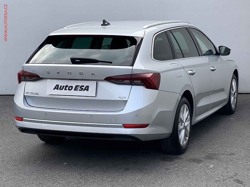 Škoda Octavia (2022) 2.0 TSi 4x4, Style, DSG - fotka 4 z 20