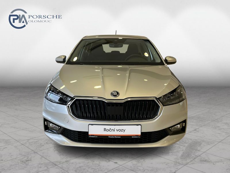 Škoda Fabia 1,0 TSi 70 kW SELECTION - fotka 3 z 25