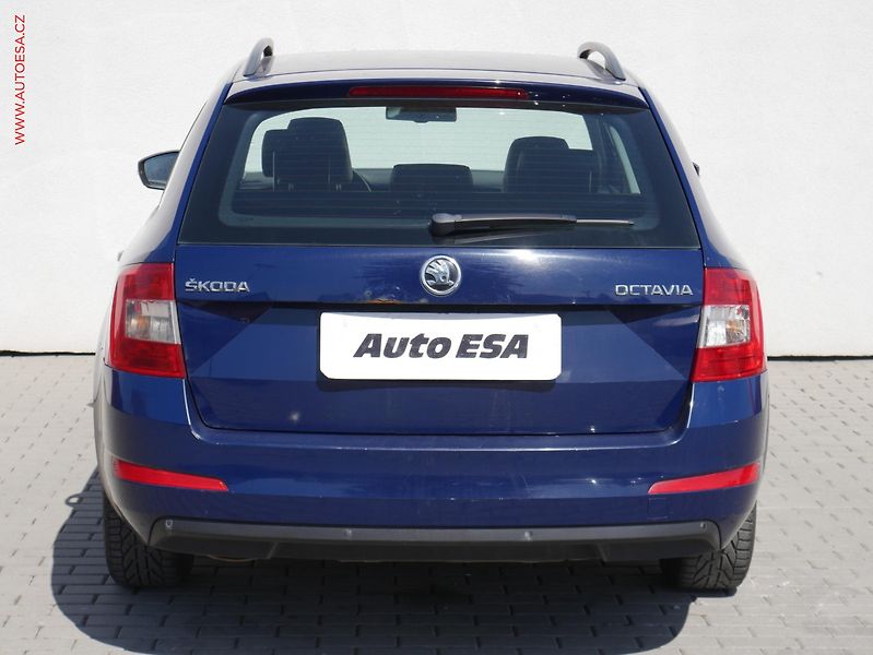 Škoda Octavia (2014) 2.0TDi, DSG, park.asist - fotka 5 z 16