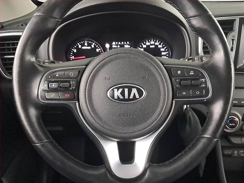 Kia Sportage (2017) 1.6 GDI, Navi, Tempomat - fotka 19 z 22