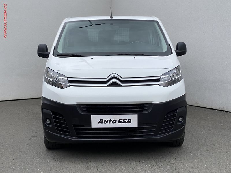 Citroën Jumpy (2021) 2.0HDi L2 6míst, 1.maj,ČR - fotka 2 z 3