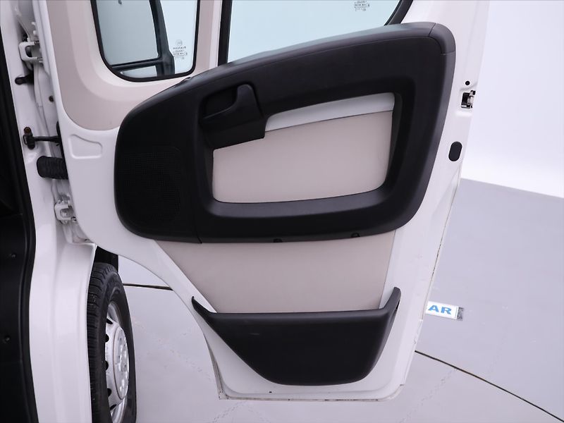 Citroën Jumper 2.0 HDI 96kW CZ Klima L2H2 DPH - fotka 13 z 34