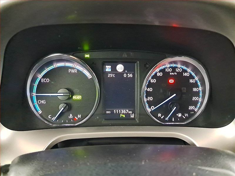 Toyota RAV4 (2017) 2.5 Hybrid - fotka 11 z 17