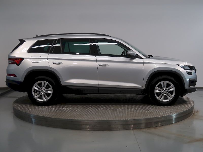 Škoda Kodiaq (2022) AMBITION 1.5TSI 110KW DSG TAŽN - fotka 8 z 37