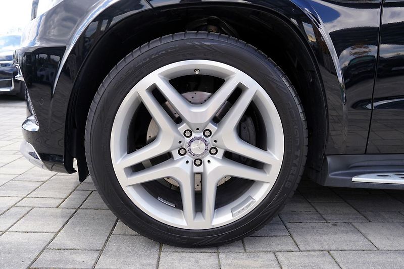 Mercedes-Benz GL 350d/4Matic/AMG/ČR/DPH - fotka 17 z 47