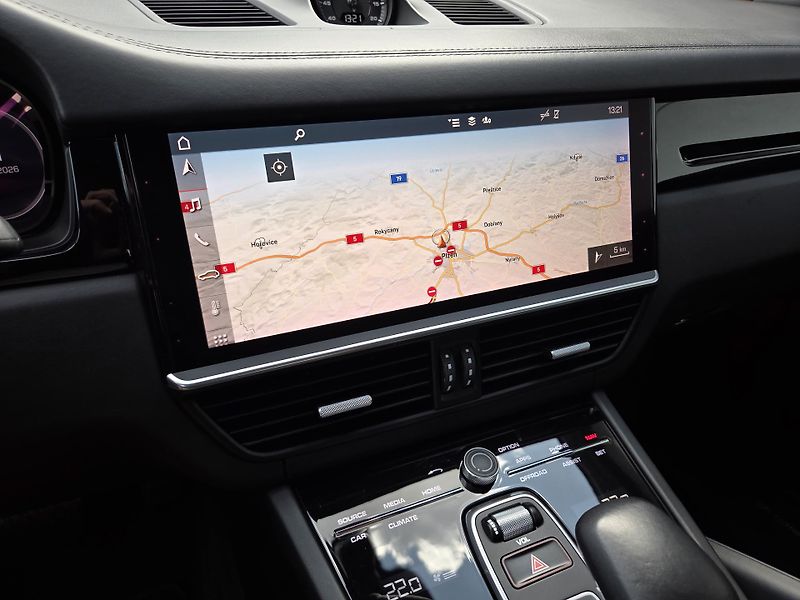 Porsche Cayenne COUPE 250kW ČR 1maj TOPvýbava - fotka 28 z 50