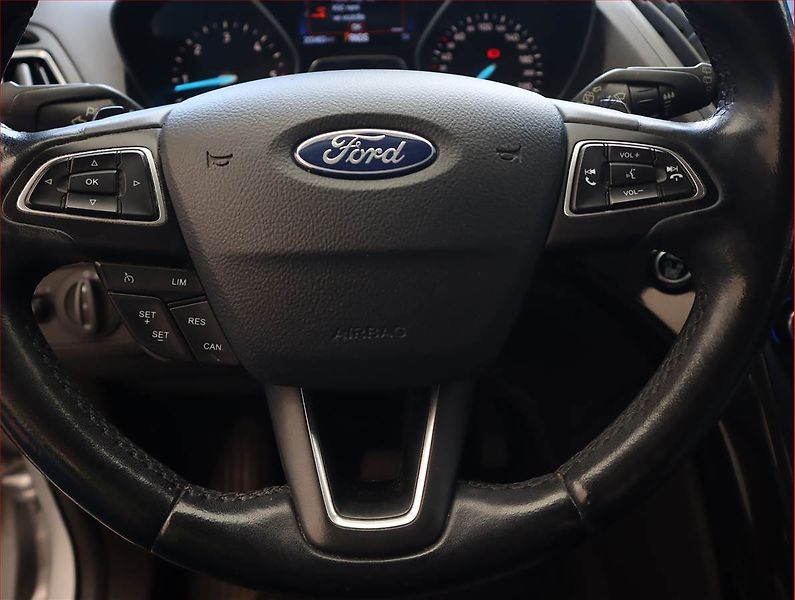 Ford Kuga (2016) 2.0 TDCi, 4X4, Automat, Kůže - fotka 21 z 21