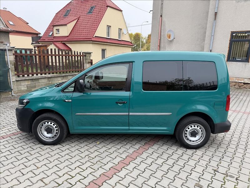 Volkswagen Caddy 2,0 TDI 5míst NAVIGACE - fotka 8 z 23