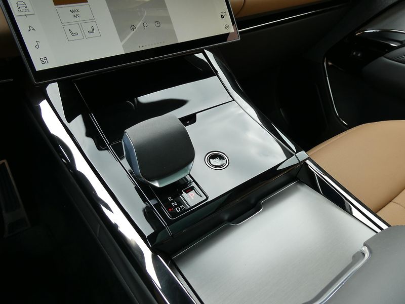Land Rover Range Rover Sport (2026) Dynamic SE P460e - fotka 30 z 39