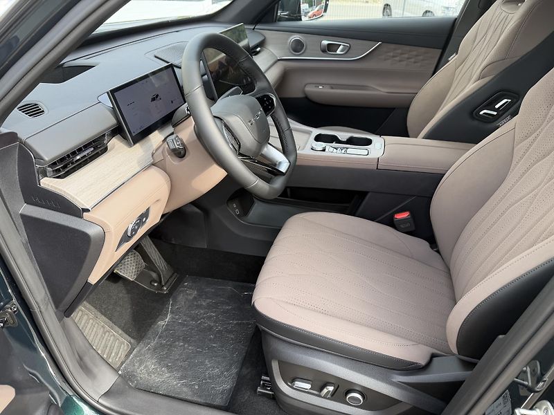 Chery Tiggo 8 PHEV (2026) - fotka 7 z 16