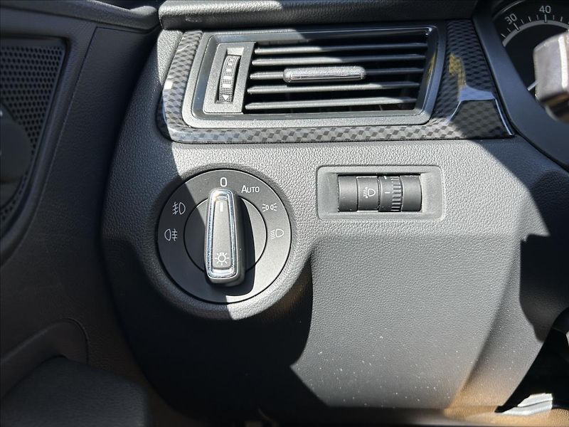 Škoda Rapid 1,2 TSi 81kW Monte Carlo, ALU - fotka 29 z 50