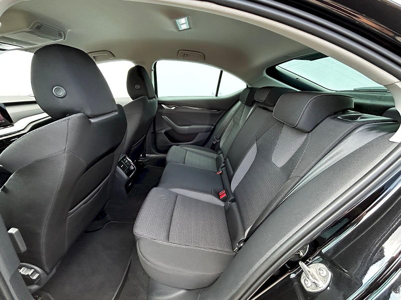Škoda Octavia (2025) 1.5 TSI 110kW Selection - fotka 28 z 34