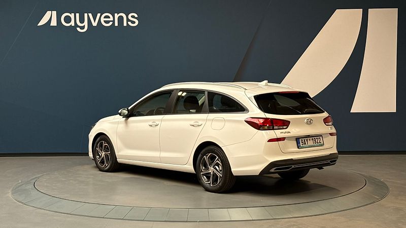 Hyundai i30 1.0 T-GDI Family Comfort kombi - fotka 3 z 13