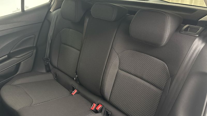 Škoda Fabia 1.0 TSI Style - fotka 16 z 23