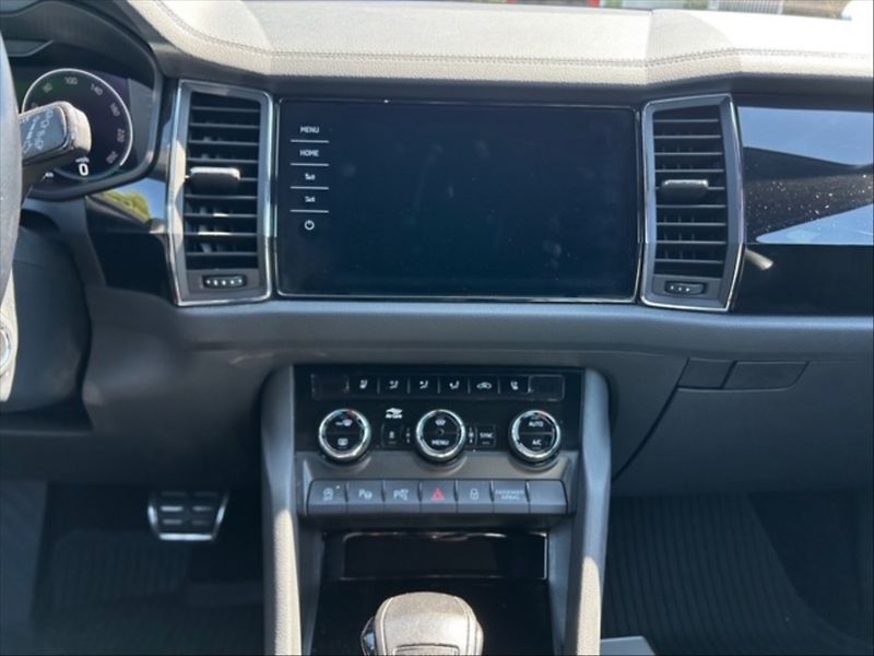 Škoda Kodiaq 2,0 TDI 147 L&K 4x4 AT - fotka 10 z 10
