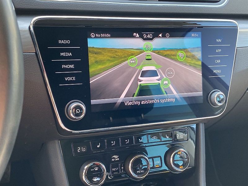 Škoda Superb (2023) Combi 2.0 TDI DSG Style - fotka 20 z 34
