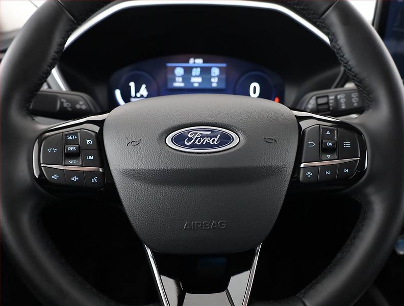 Ford Kuga (2025) 1.5 EcoBoost - fotka 8 z 16