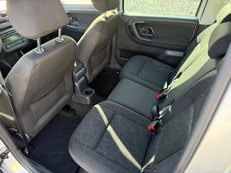 Škoda Roomster 1.2 TSI ALU VYBAVA PEKNY STAV. - fotka 13 z 13