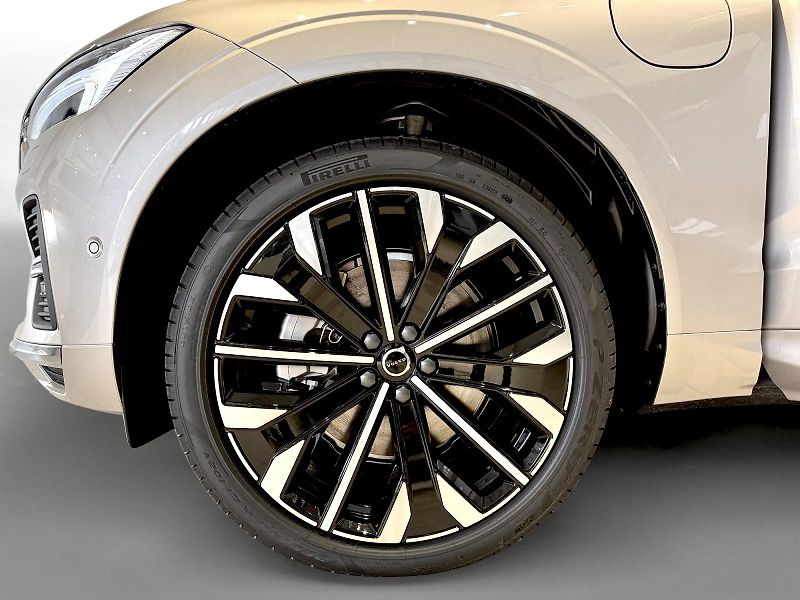 Volvo XC60 (2026) T6 ULTRA BRIGHT+4SERVIS/ZÁRUKA - fotka 13 z 19
