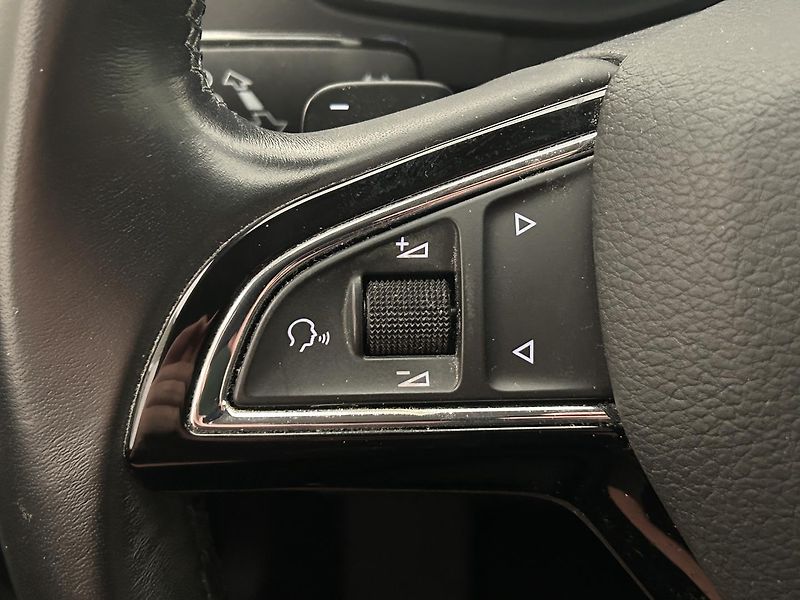 Škoda Karoq 2.0 TDI 4x4 Scout - fotka 16 z 31