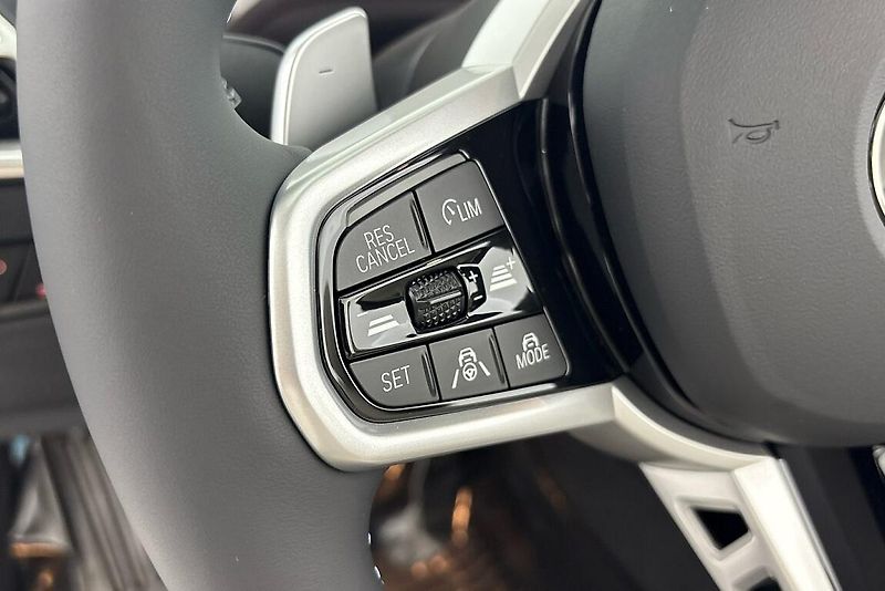 BMW Řada 4 M440i xDrive Convertible - fotka 20 z 24