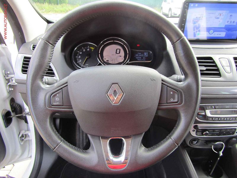 Renault Mégane (2016) 1.2 TCe, AT, autoAC, temp - fotka 12 z 18