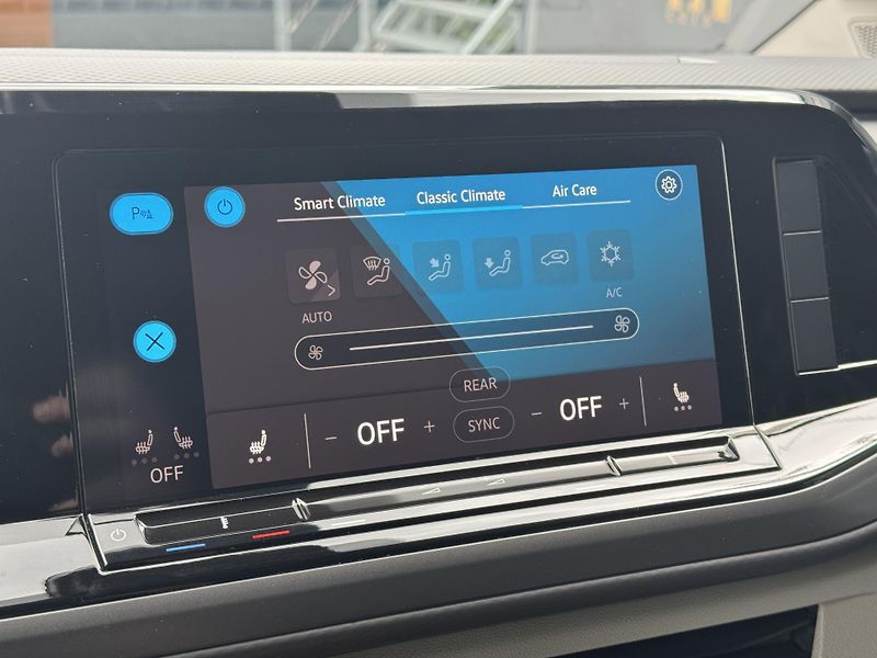 Volkswagen Multivan (2022) T7 2.0TDi Style+, 1.MAJ, DPH   - fotka 36 z 48