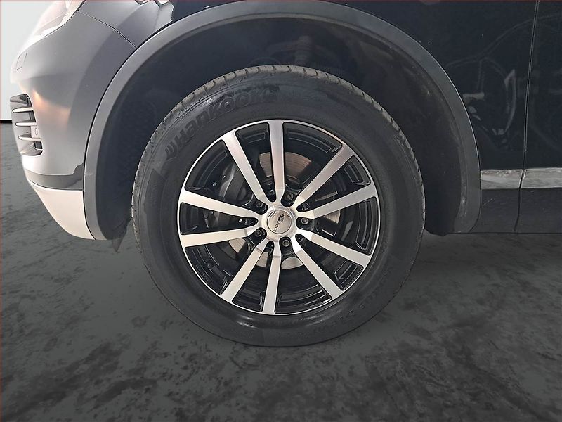 Volkswagen Touareg (2012) 3.0 TDI, 4X4, Automat - fotka 15 z 21
