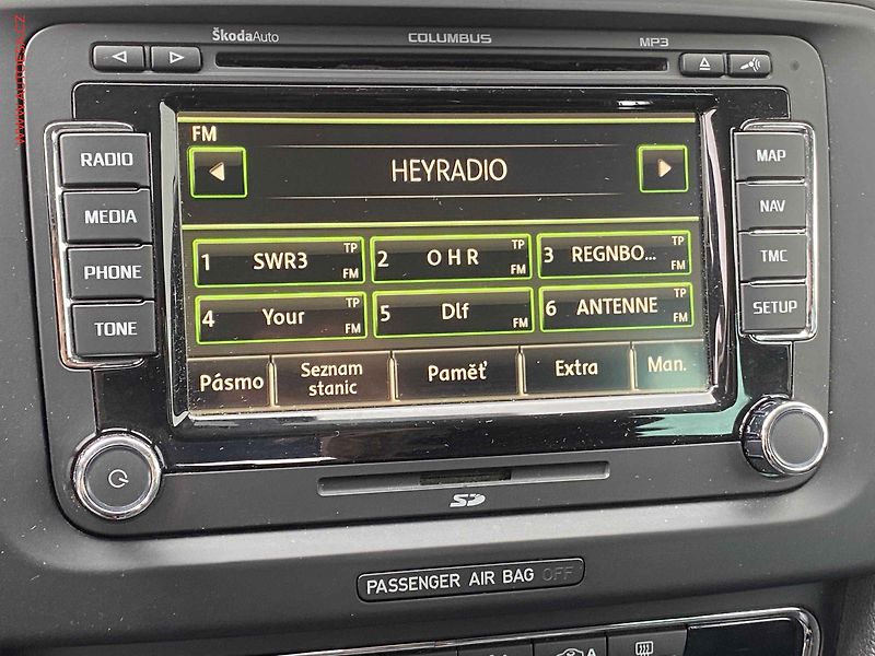Škoda Superb (2012) 2.0 TDi 4x4, Elegance, TZ - fotka 18 z 21