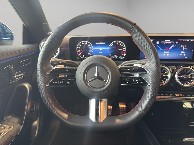 Mercedes-Benz CLA (2025) 250 e Shooting Brake AMG Line - fotka 11 z 23