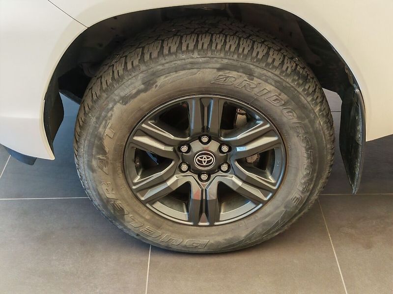 Toyota Hilux 2.8L Diesel - 4x4 - 6 AT Doubl - fotka 7 z 36