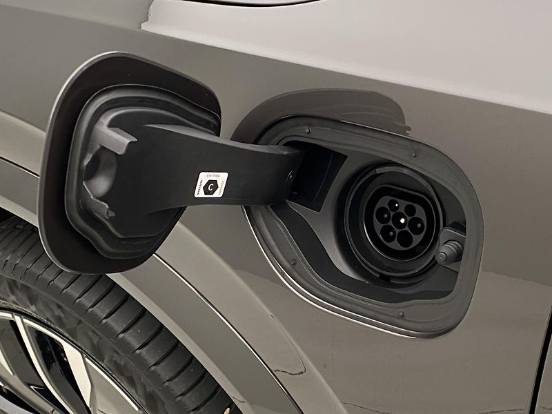 Volvo XC90 (2026) T8 AWD Plug-in BRIGHT PLUS 7m - fotka 19 z 69